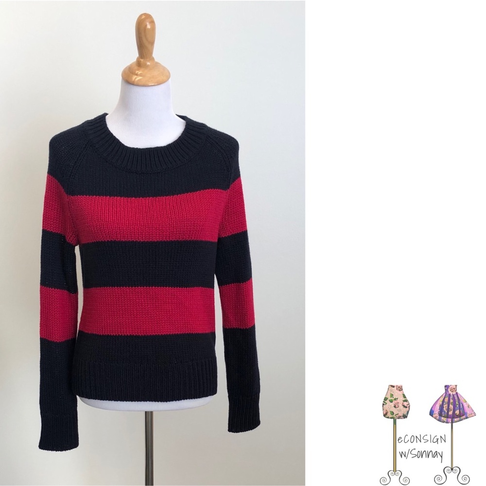 | GAP Sweater |